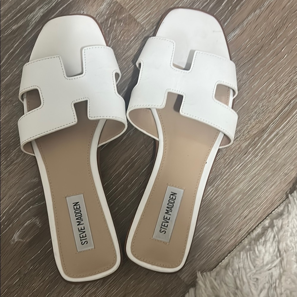 Steve Madden White Minimalist Sandals